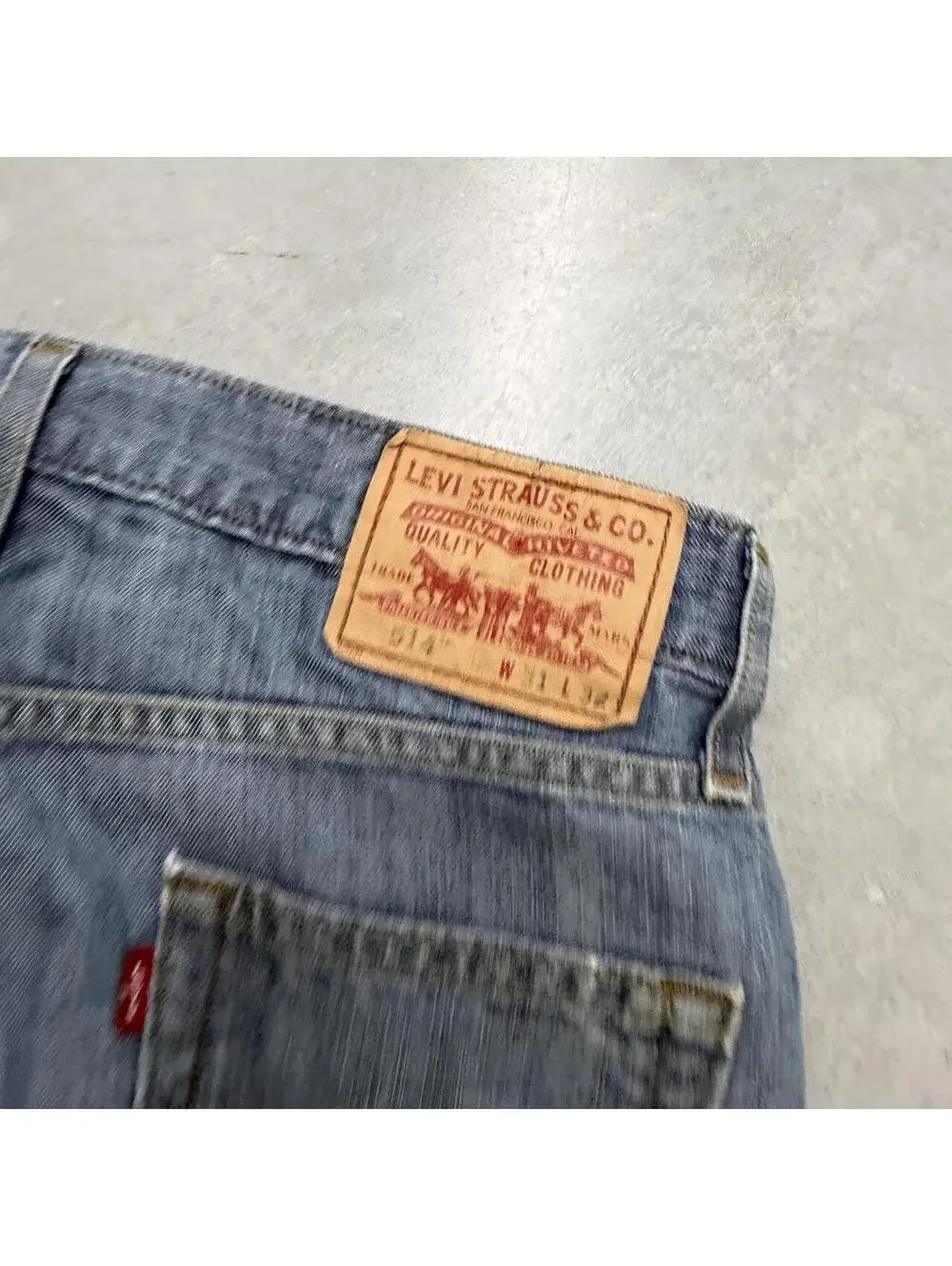 Y2K Men's Levi's 514 Blue Workwear Straight Jean Sized 31x32